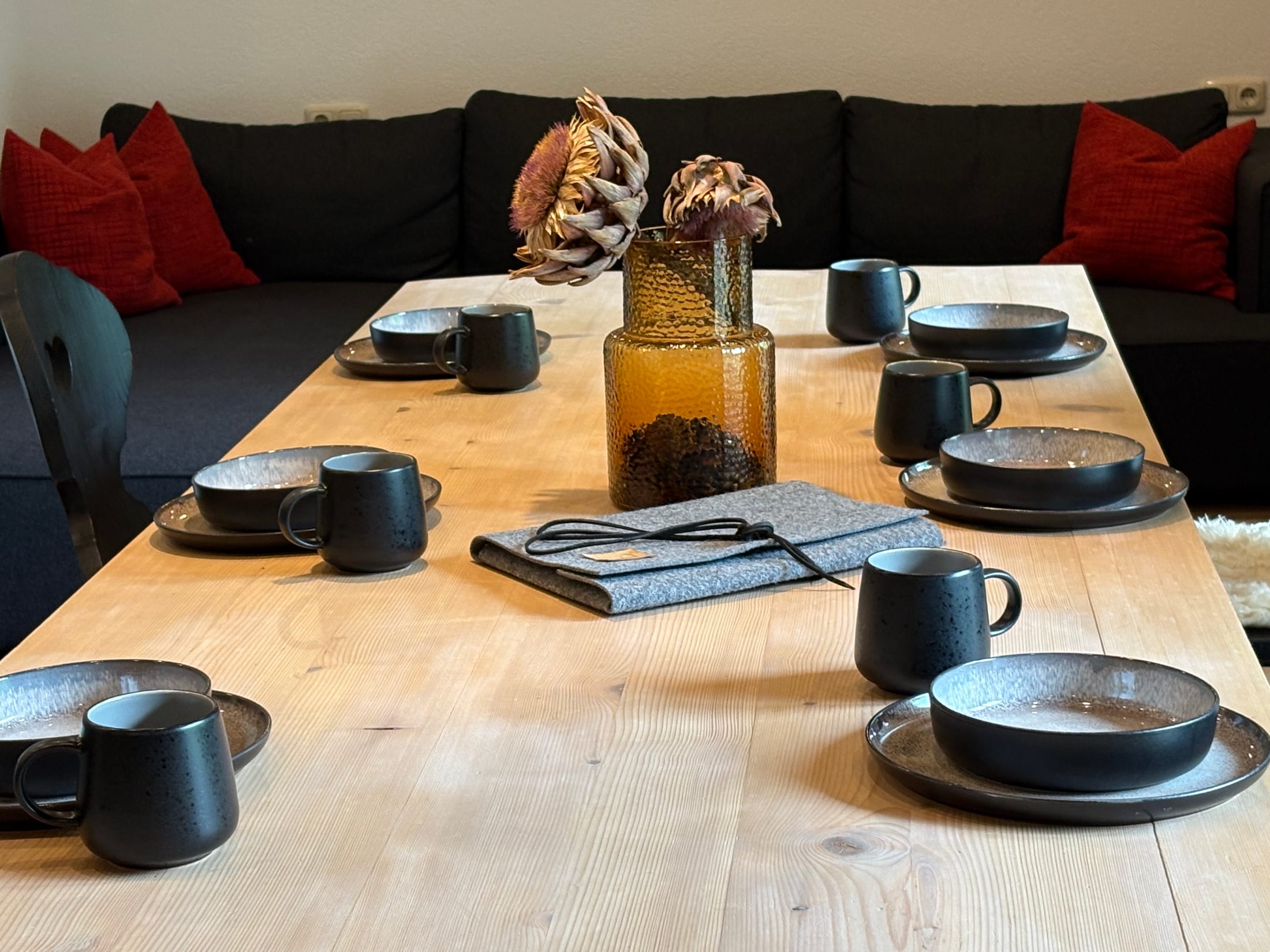 Wohn- und Essbereich im MOChalet der MONTAFONLodge